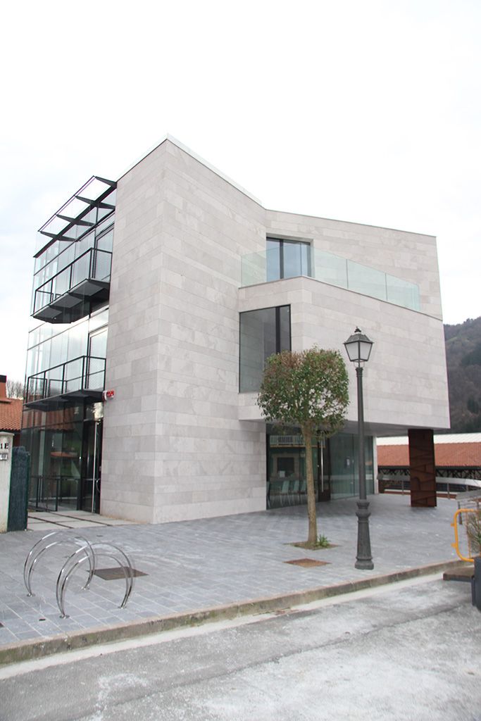 Ayuntamiento de Arama 1